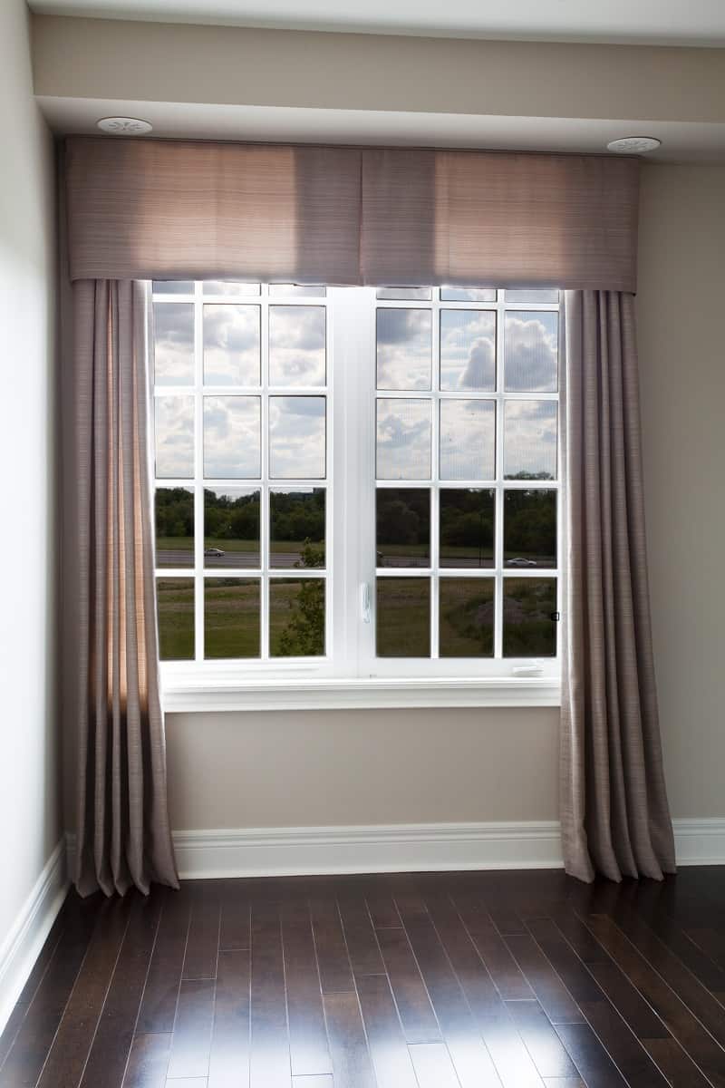 Valances - Window drapery with side panels and valance